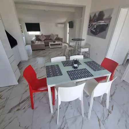 One Dream Apartment Vir